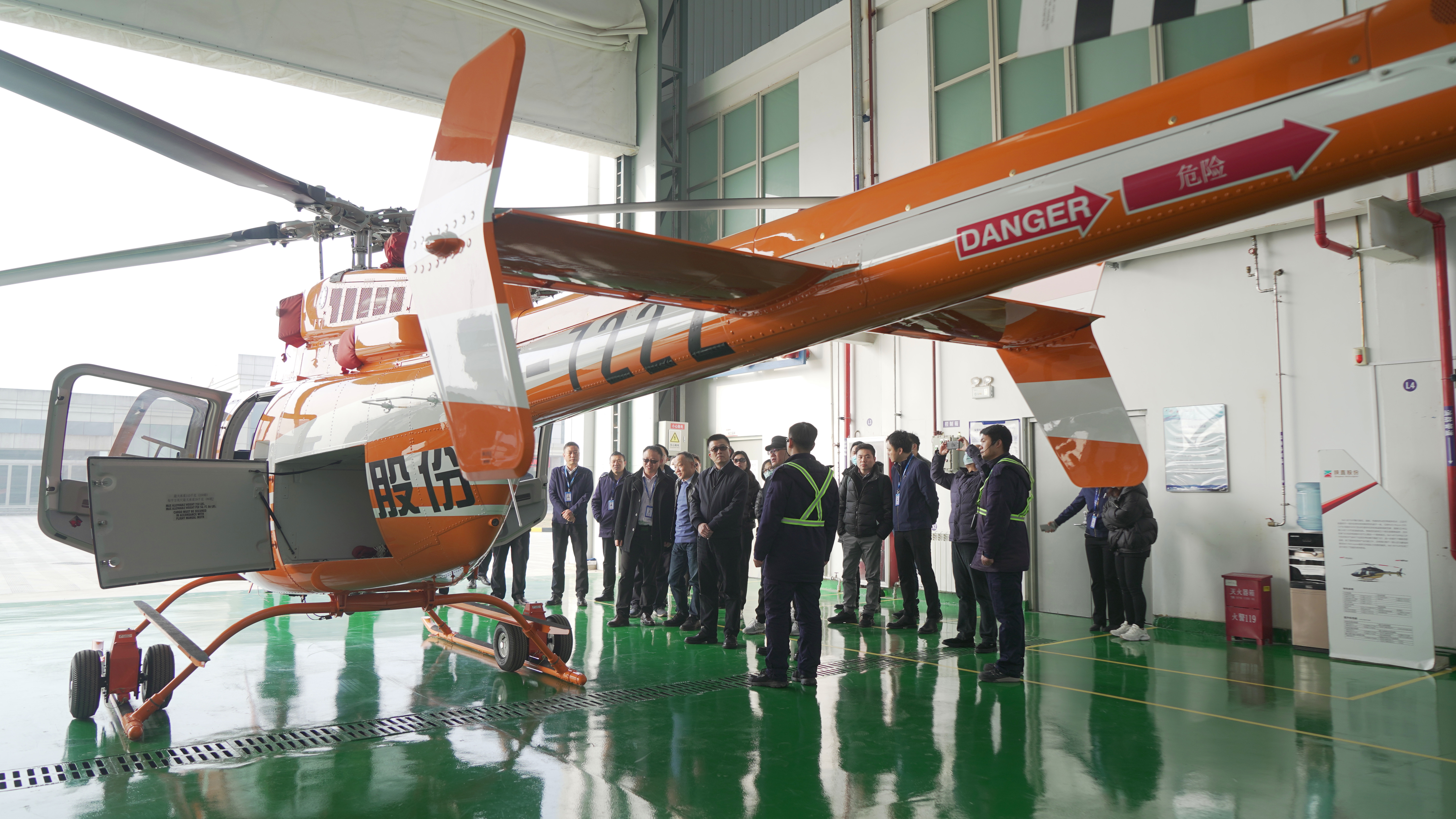 上海航空醫(yī)療考察團(tuán)到陜直股份調(diào)研考察
